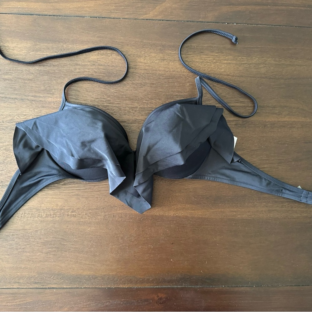 PINK VS black bikini top
